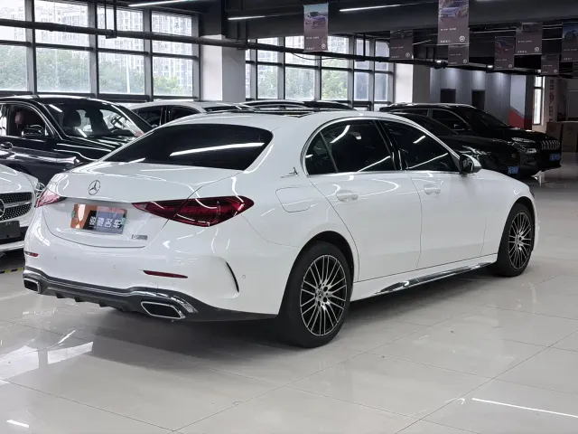Mercedes-Benz C-Class — Фото автомобиля 17
