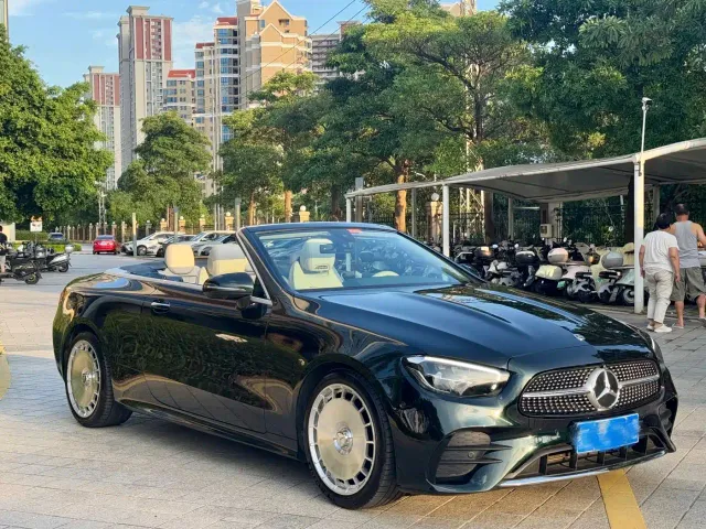 Mercedes-Benz E-Class — Фото автомобиля 3