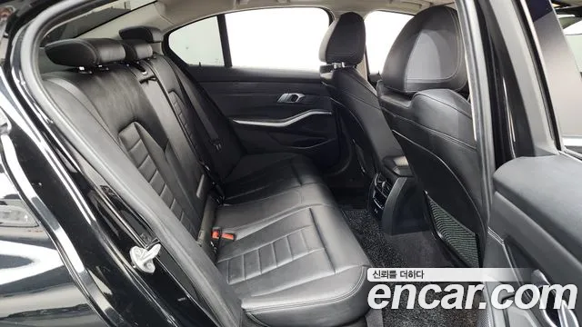 BMW 3 Series G20 — Фото автомобиля 12