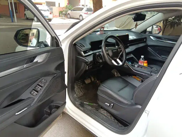 Haval H6 — Фото автомобиля 13