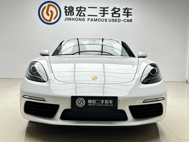 Porsche 718 — Фото автомобиля 2