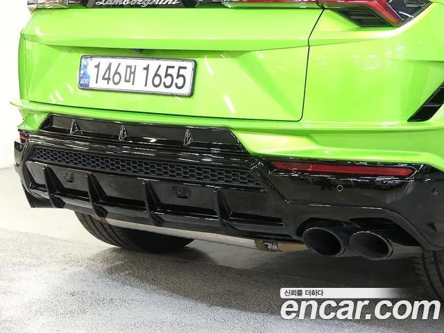 Lamborghini Urus — Фото автомобиля 19