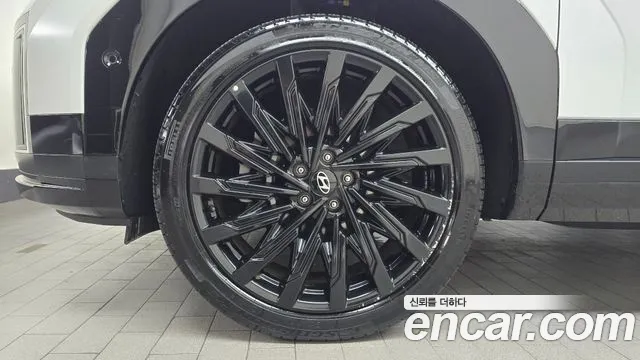 Hyundai Santa Fe MX5 — Фото автомобиля 5
