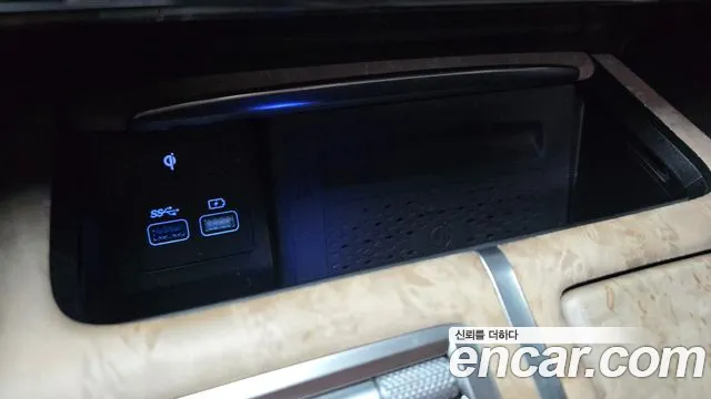 Genesis GV80 — Фото автомобиля 28