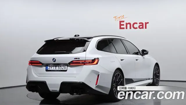 BMW M5 — Фото автомобиля 2