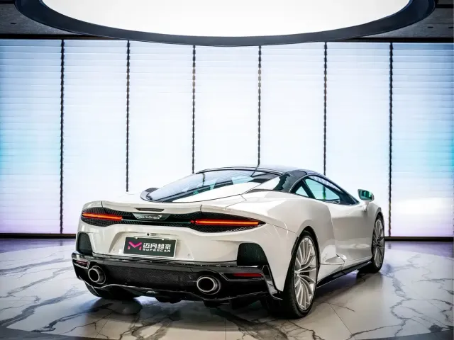 McLaren GT — Фото автомобиля 4