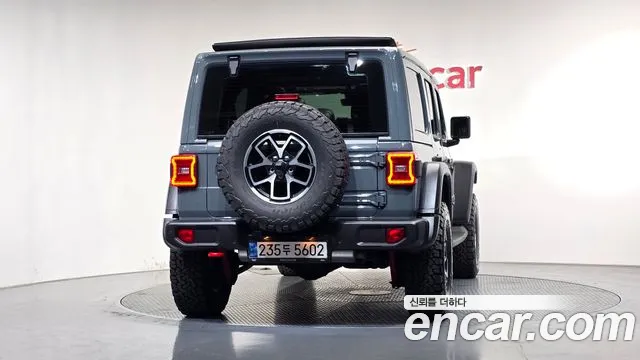 Jeep Wrangler JL — Фото автомобиля 4