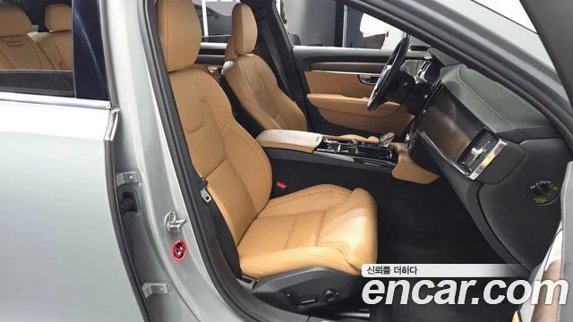 Volvo S90 — Фото автомобиля 16