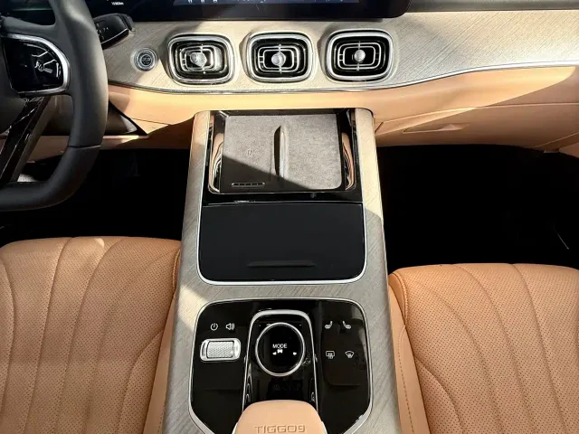 Chery Tiggo 9 — Фото автомобиля 5