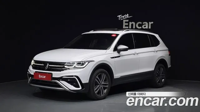 Фотография автомобиля — Volkswagen Tiguan