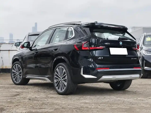 BMW X1 — Фото автомобиля 6