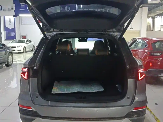 BYD Song Pro — Фото автомобиля 18
