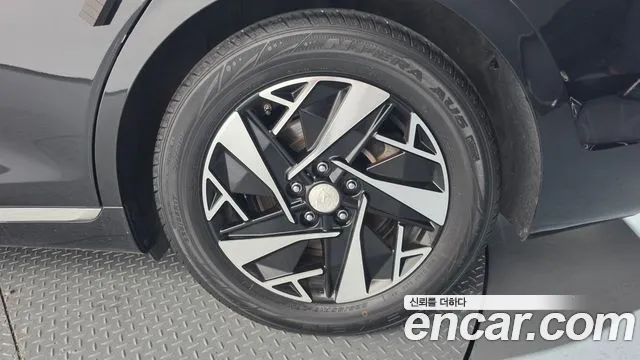 Hyundai Grandeur — Фото автомобиля 19