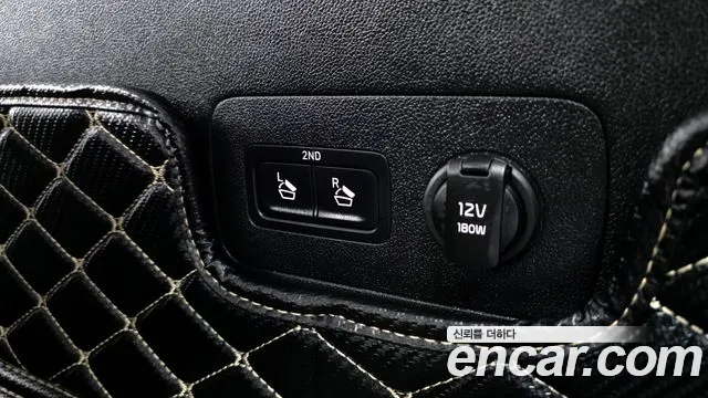 Kia Sorento Sorento 4-е поколение Бензин 2.5T 2WD — Фото автомобиля 23