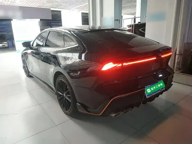 Changan UNI-V — Фото автомобиля 4