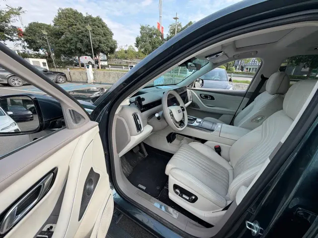 Geely Galaxy M9 — Фото автомобиля 4
