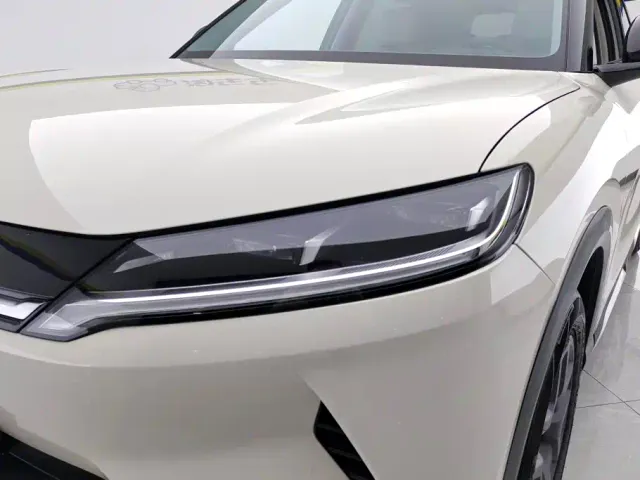 BYD Yuan UP — Фото автомобиля 5