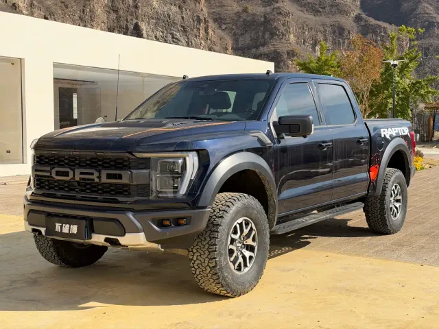 Фотография автомобиля — Ford F-150 Raptor