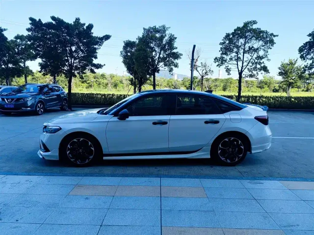 Honda Civic — Фото автомобиля 3