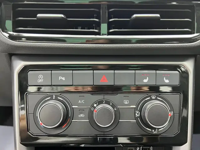 Volkswagen T-Cross — Фото автомобиля 22