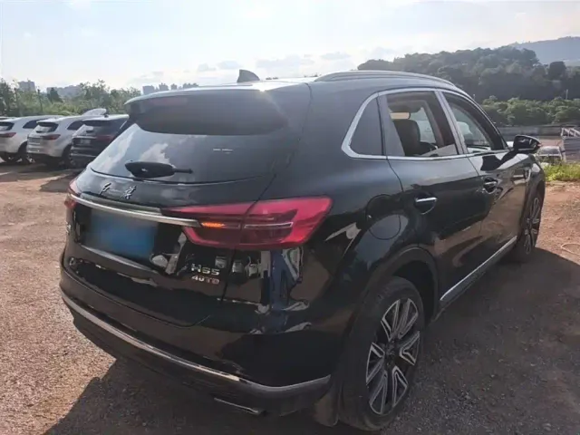 Hongqi HS5 — Фото автомобиля 6