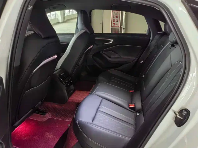 Audi A5L — Фото автомобиля 9