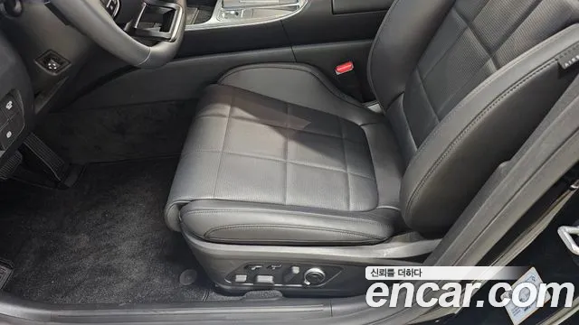 Hyundai Grandeur GN7 — Фото автомобиля 10