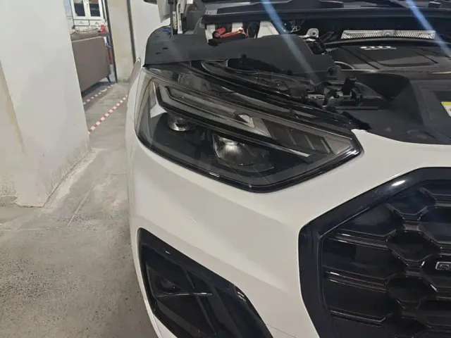 Audi Q5L — Фото автомобиля 10