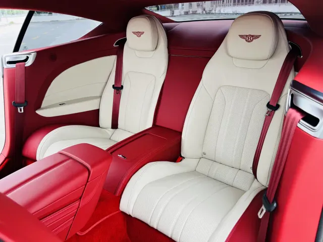 Bentley Continental — Фото автомобиля 6