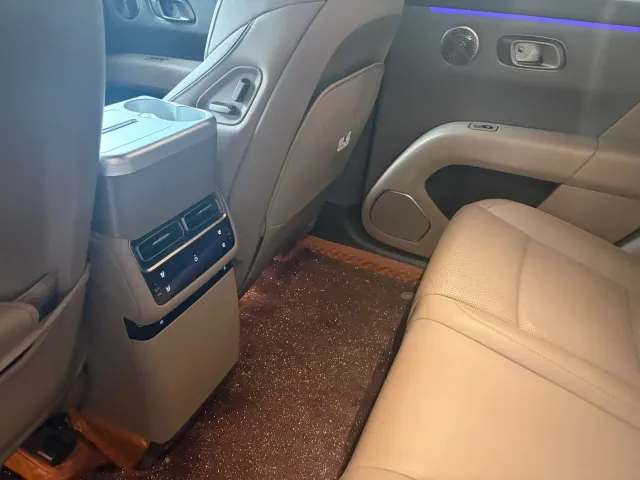 Li Auto i6 — Фото автомобиля 7