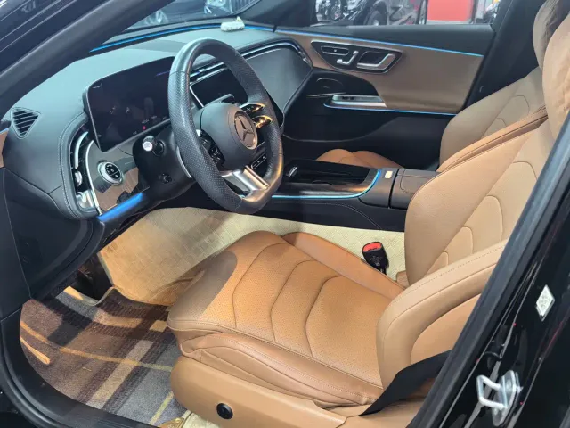 Mercedes-Benz E-Class — Фото автомобиля 7