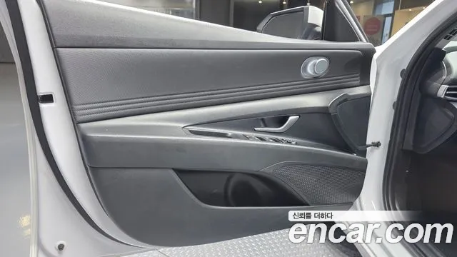 Hyundai AVANTE Новый Avante (CN7) — Фото автомобиля 24