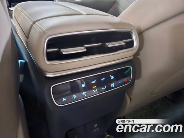 Genesis GV80 — Фото автомобиля 19