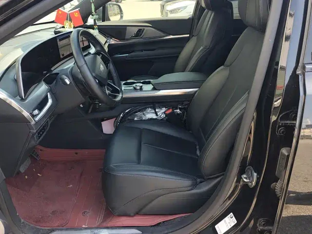 Cadillac XT5 — Фото автомобиля 8