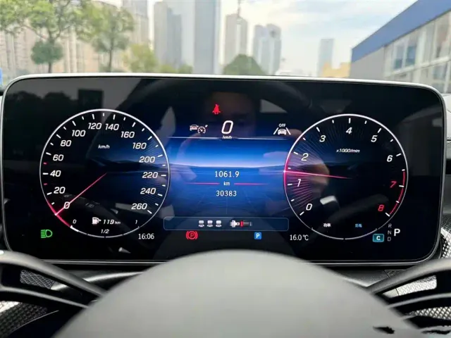 Mercedes-Benz C-Class — Фото автомобиля 10
