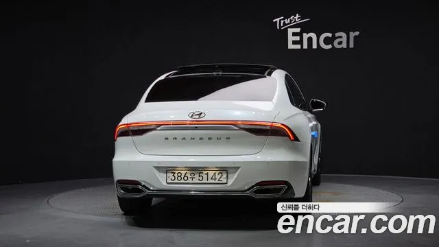 Hyundai Grandeur Новый Grandeur IG 3.0 LPi (Для проката) — Фото автомобиля 4