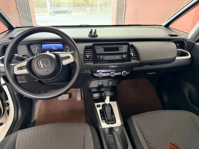 Honda Fit — Фото автомобиля 7