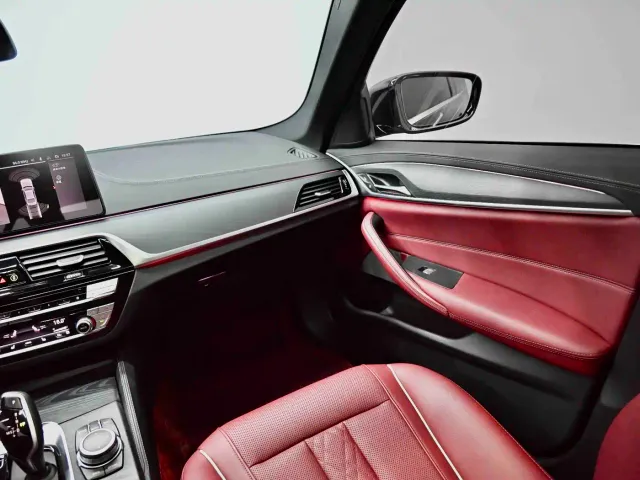 BMW 5 Series — Фото автомобиля 17