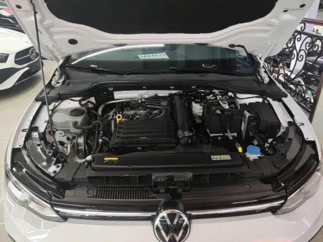 Volkswagen Golf 2023 280TSI DSG Pro — Фото автомобиля 19