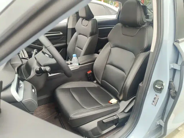 Geely Emgrand — Фото автомобиля 14