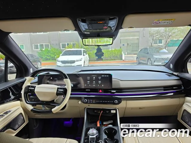 Kia Carnival Generation 4 — Фото автомобиля 11