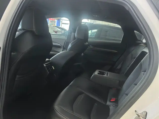 Geely Xingrui — Фото автомобиля 5