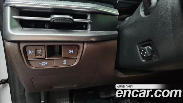 Hyundai Grandeur GN7 — Фото автомобиля 17