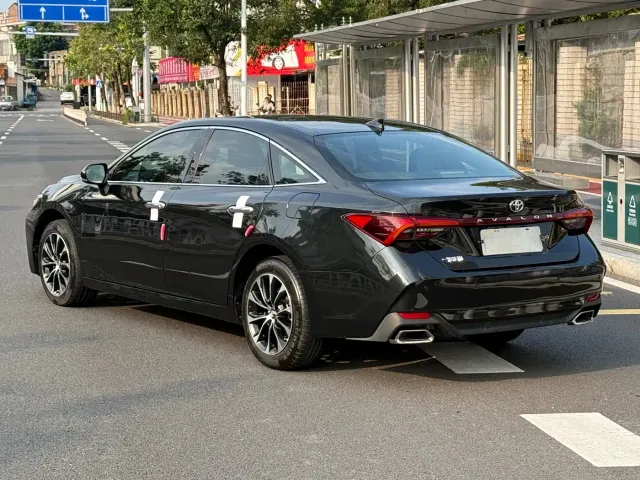Toyota Avalon — Фото автомобиля 6