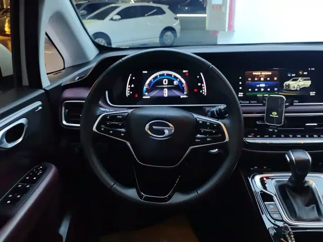 GAC Trumpchi M6 — Фото автомобиля 15