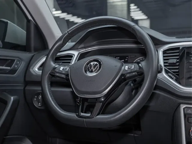 Volkswagen T-Roc — Фото автомобиля 18