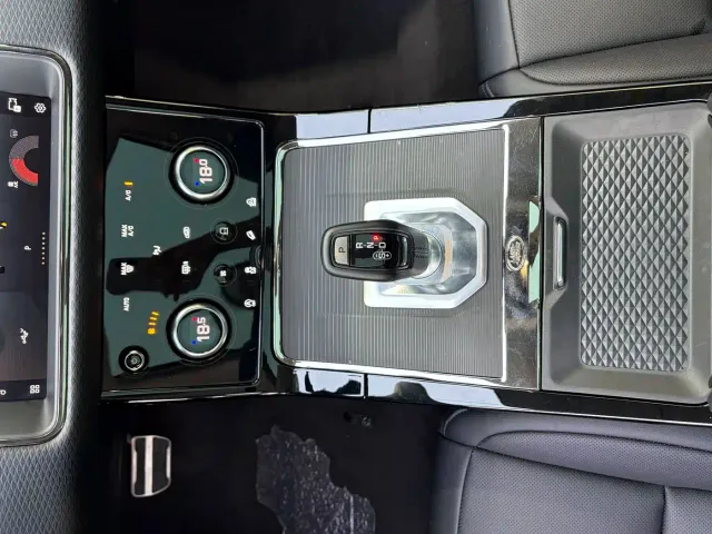 Land Rover Range Rover Evoque — Фото автомобиля 11