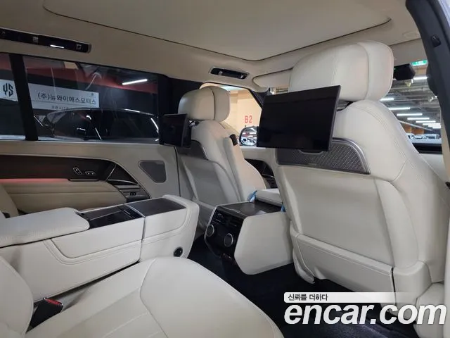 Land Rover Range Rover — Фото автомобиля 16