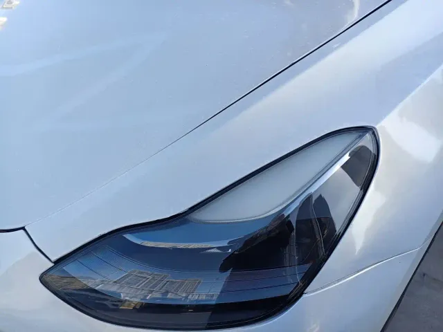 Tesla Model Y — Фото автомобиля 7