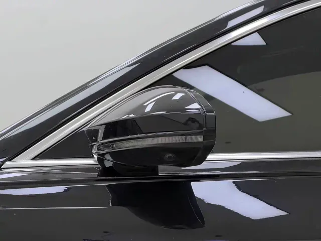 Audi A8 — Фото автомобиля 10
